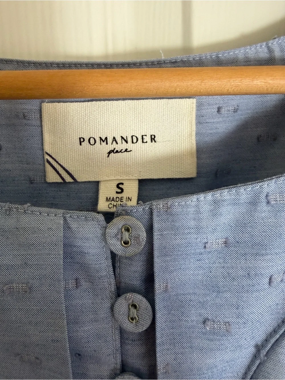 Tuckernuck Pomander Place Chambray Inara Blouse Size Small